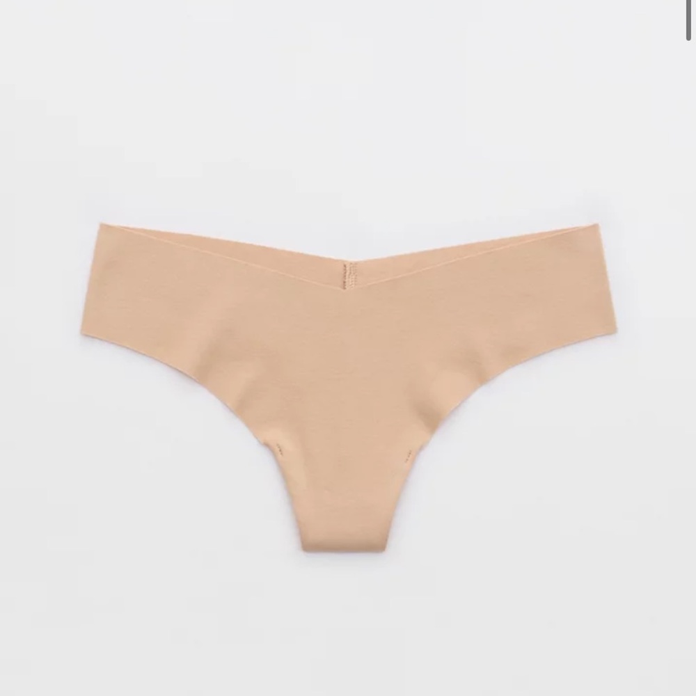 ⭐️ NWOT- Aerie cotton thong panties
